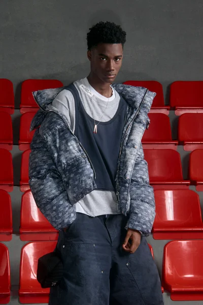 Look 13